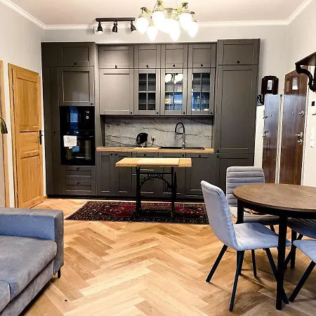 Powisle Apartment - Perfect Location Warsaw